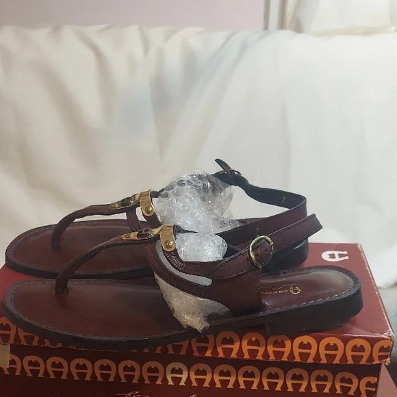 Etienne Aigner Brown Leather Sandals - Picture 5 of 7